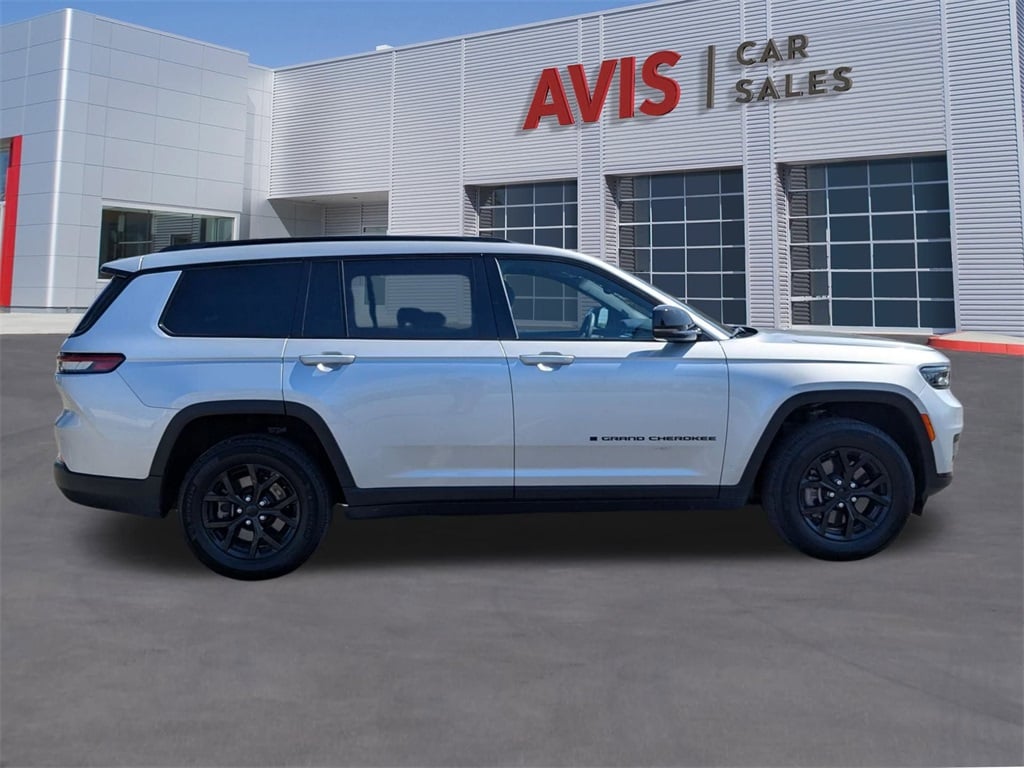 Thumbnail: 2024 Jeep Grand Cherokee L - 6
