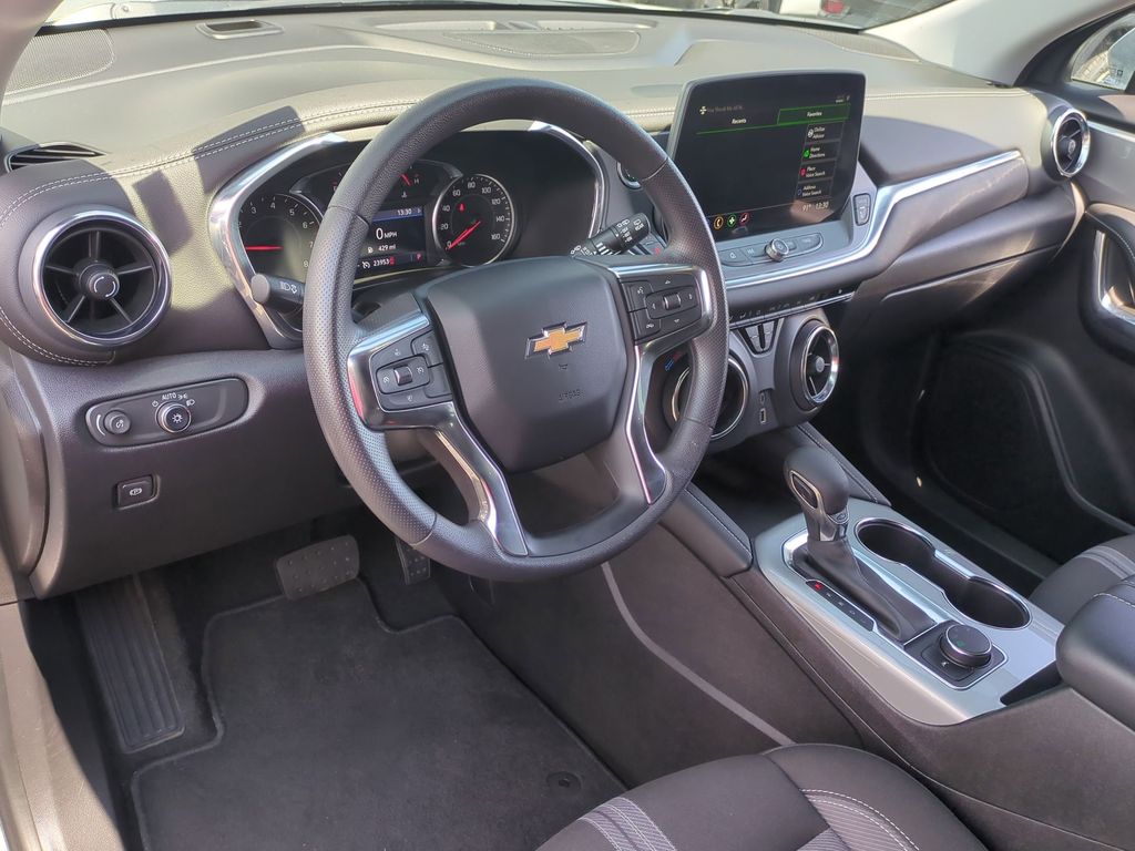 Thumbnail: 2025 Chevrolet Blazer - 13