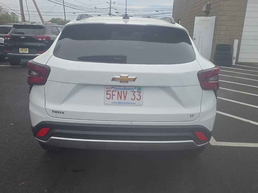 Thumbnail: 2025 Chevrolet Trax - 5
