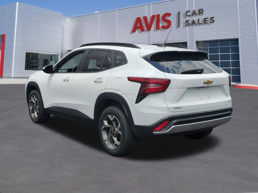 Thumbnail: 2025 Chevrolet Trax - 10