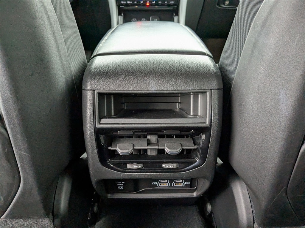 Thumbnail: 2024 Jeep Grand Cherokee - 29