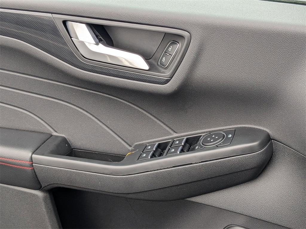 Thumbnail: 2025 Ford Escape - 14