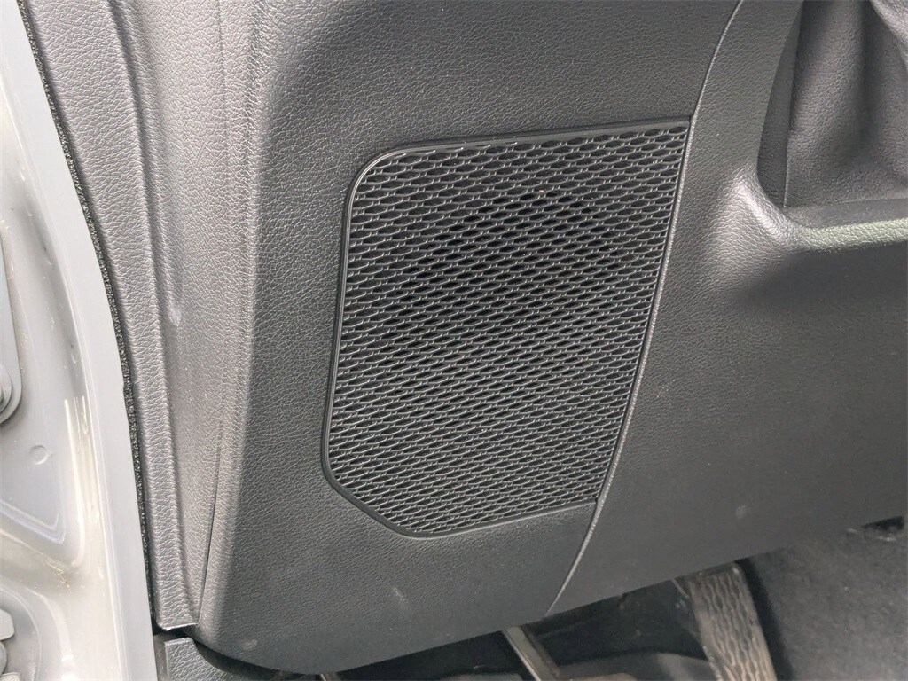 Thumbnail: 2021 Jeep Wrangler - 14