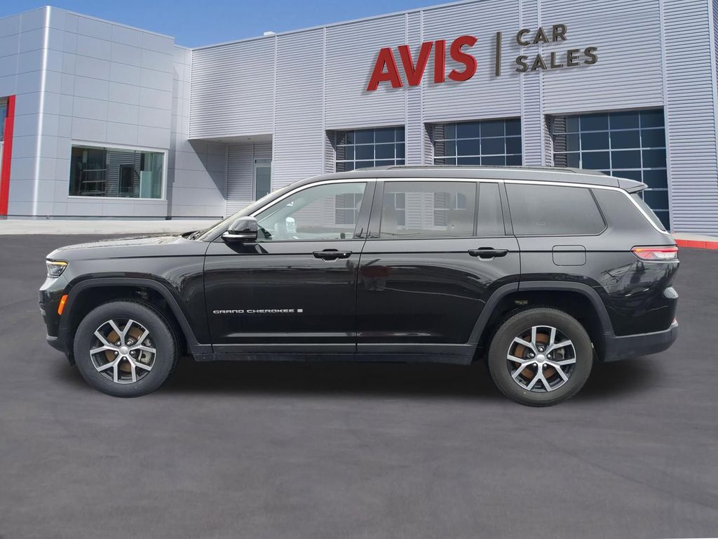 Thumbnail: 2024 Jeep Grand Cherokee L - 10