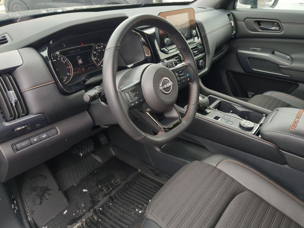 Thumbnail: 2025 Nissan Pathfinder - 15