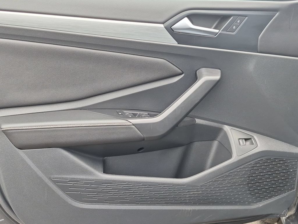 Thumbnail: 2025 Volkswagen Jetta - 11