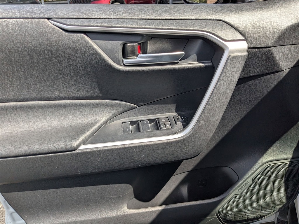 Thumbnail: 2024 Toyota RAV4 - 14