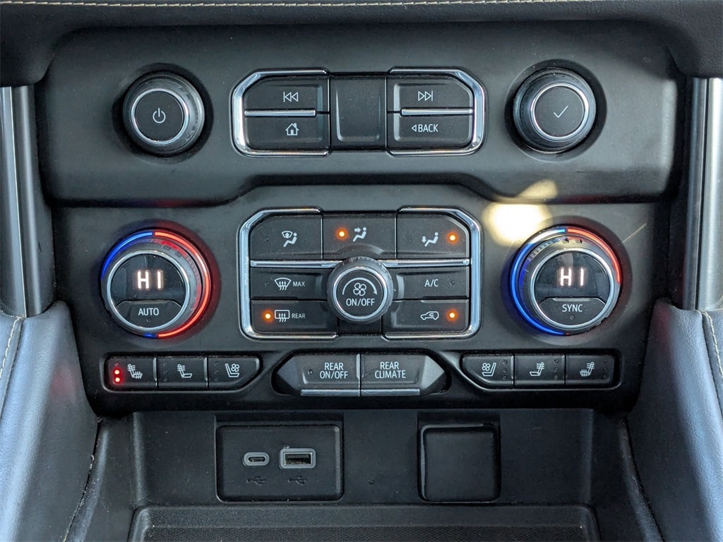 Thumbnail: 2023 Chevrolet Suburban - 29