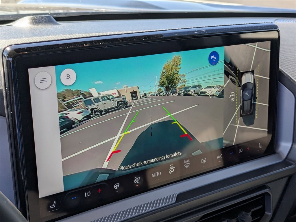 Thumbnail: 2025 Ford Bronco Sport - 25