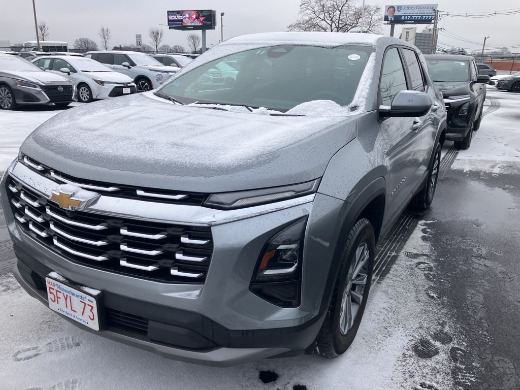 2025 Chevrolet Equinox LT's photo