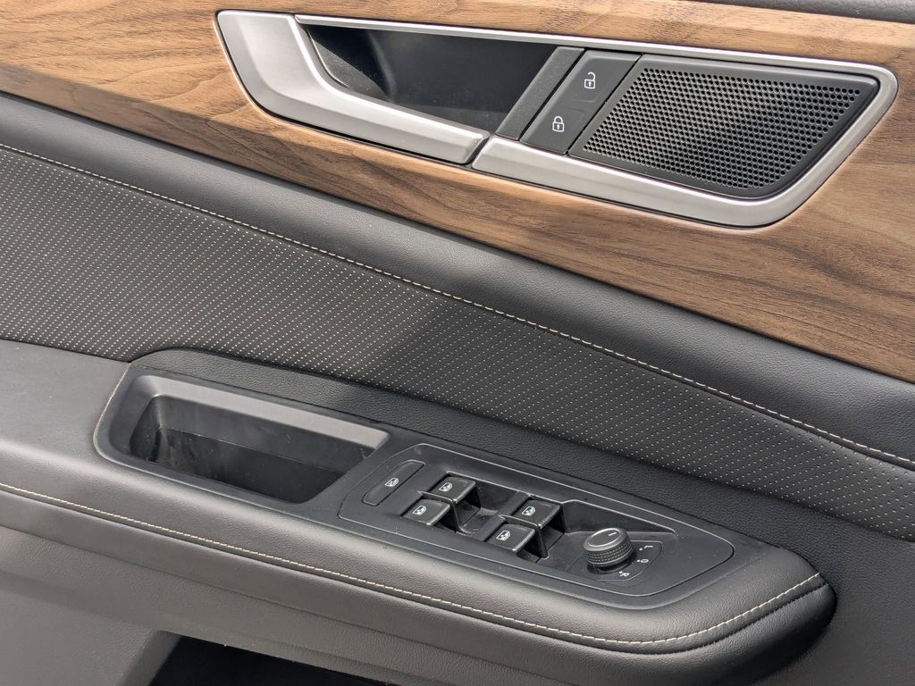 Thumbnail: 2025 Volkswagen Atlas - 13