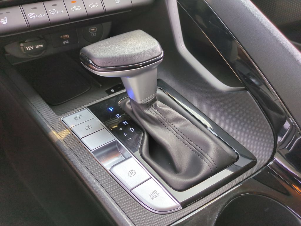 Thumbnail: 2025 Hyundai Elantra - 20