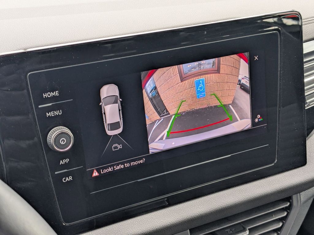 Thumbnail: 2025 Volkswagen Jetta - 21