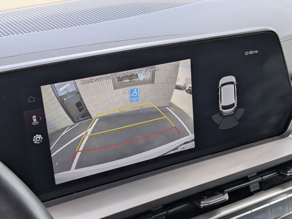 Thumbnail: 2025 Kia Telluride - 23