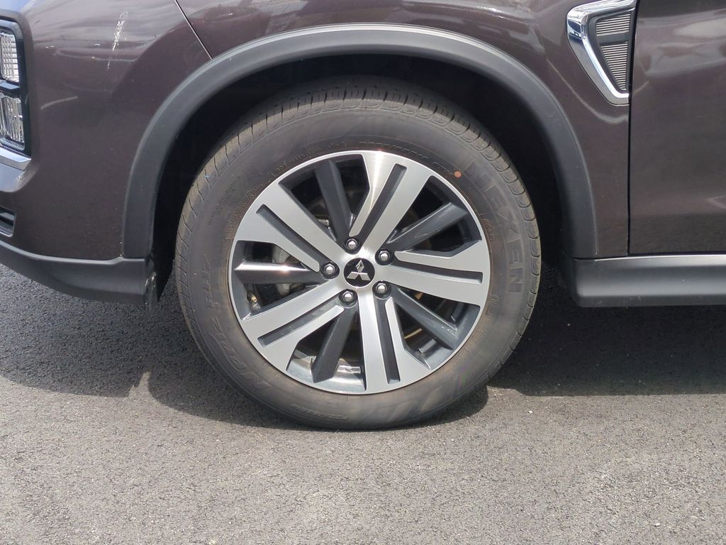 Thumbnail: 2025 Mitsubishi Outlander Sport - 27
