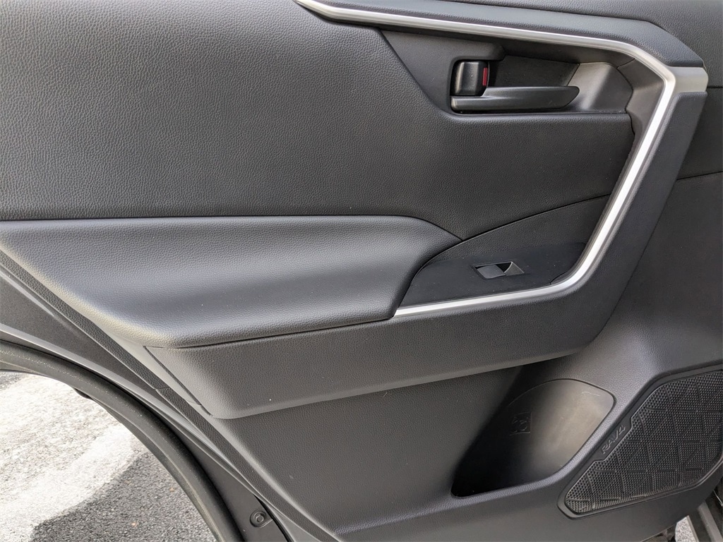 Thumbnail: 2025 Toyota RAV4 - 26