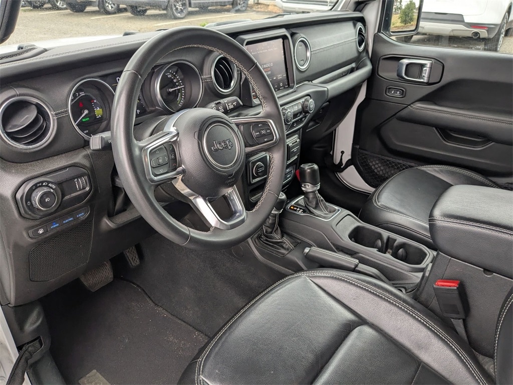 Thumbnail: 2022 Jeep Wrangler - 13