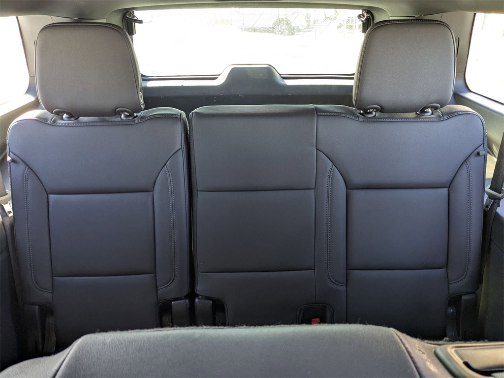 Thumbnail: 2025 Chevrolet Suburban - 35