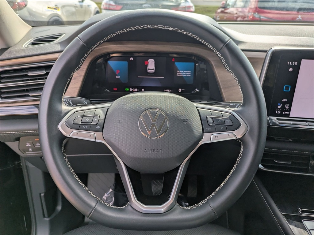 Thumbnail: 2025 Volkswagen Atlas - 22