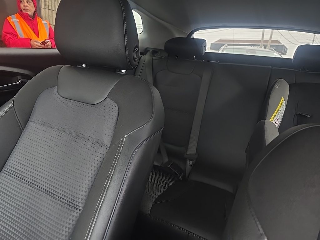 Thumbnail: 2025 Chevrolet Trax - 7