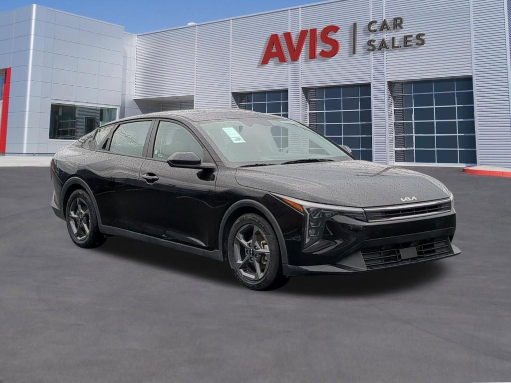 Thumbnail: 2025 Kia K4 - 3