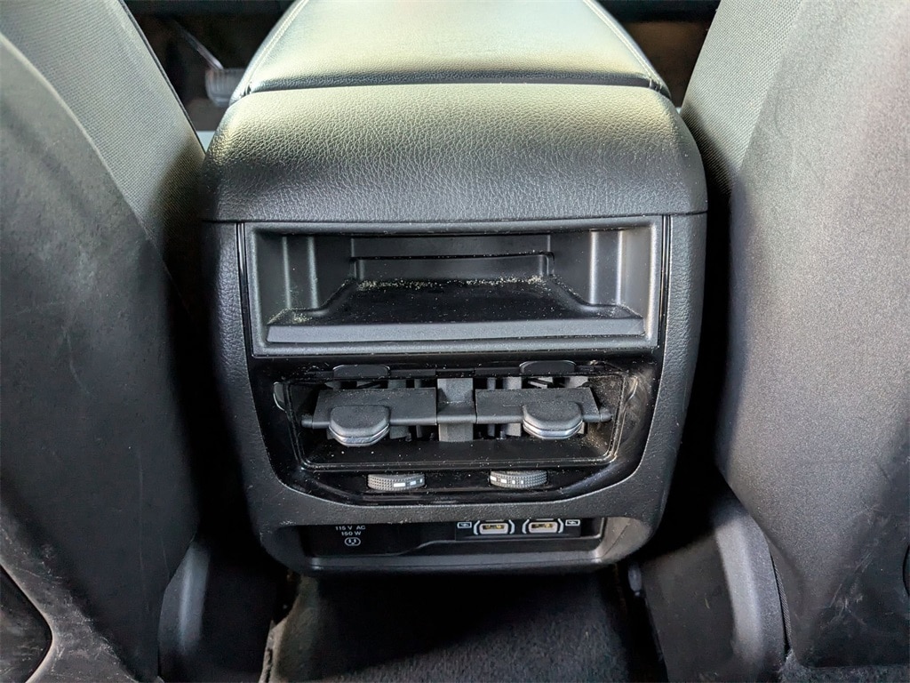 Thumbnail: 2024 Jeep Grand Cherokee - 30