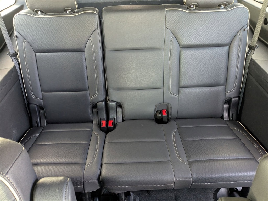 Thumbnail: 2023 Chevrolet Suburban - 33