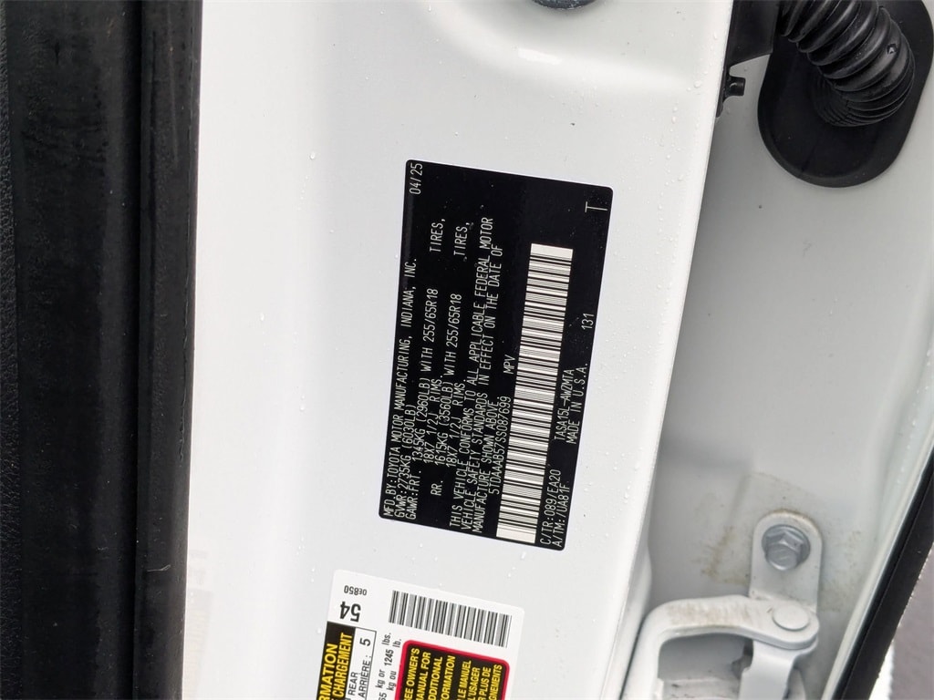 Thumbnail: 2025 Toyota Grand Highlander - 38