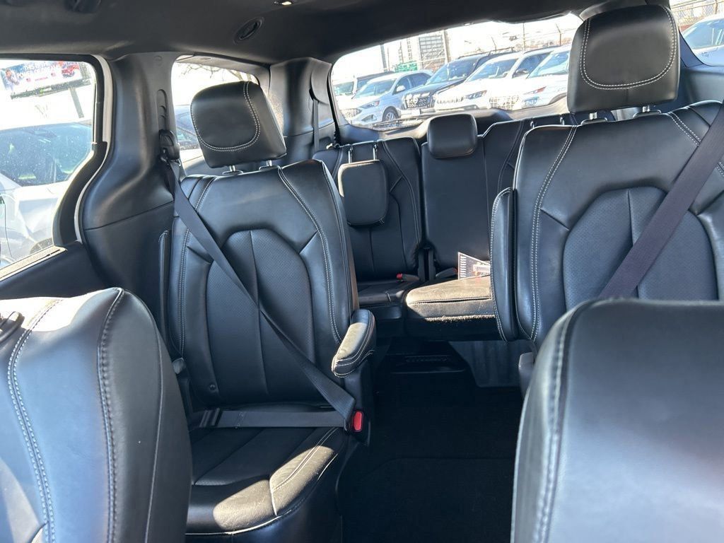 Thumbnail: 2025 Chrysler Pacifica - 14