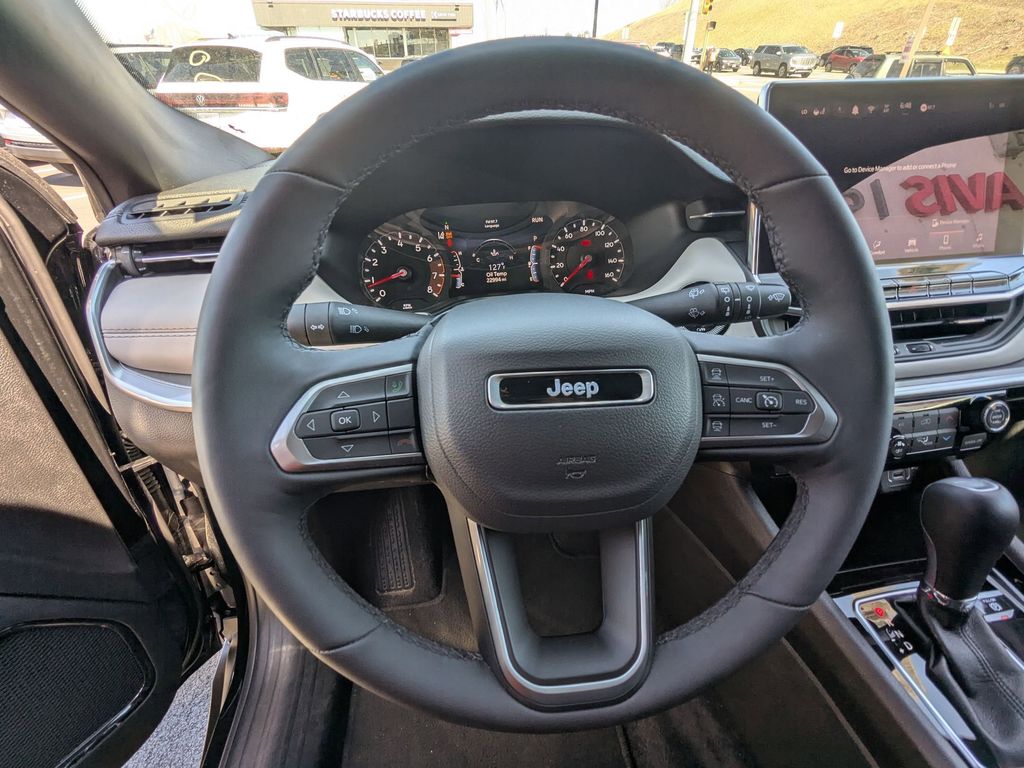 Thumbnail: 2025 Jeep Compass - 17
