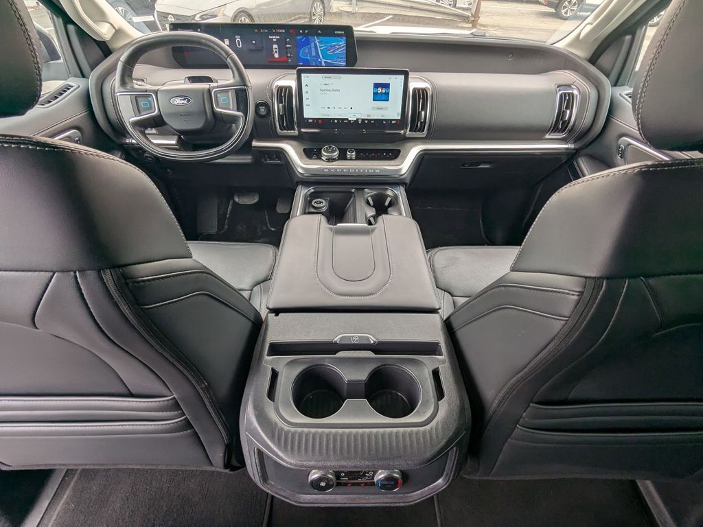 Thumbnail: 2025 Ford Expedition MAX - 29