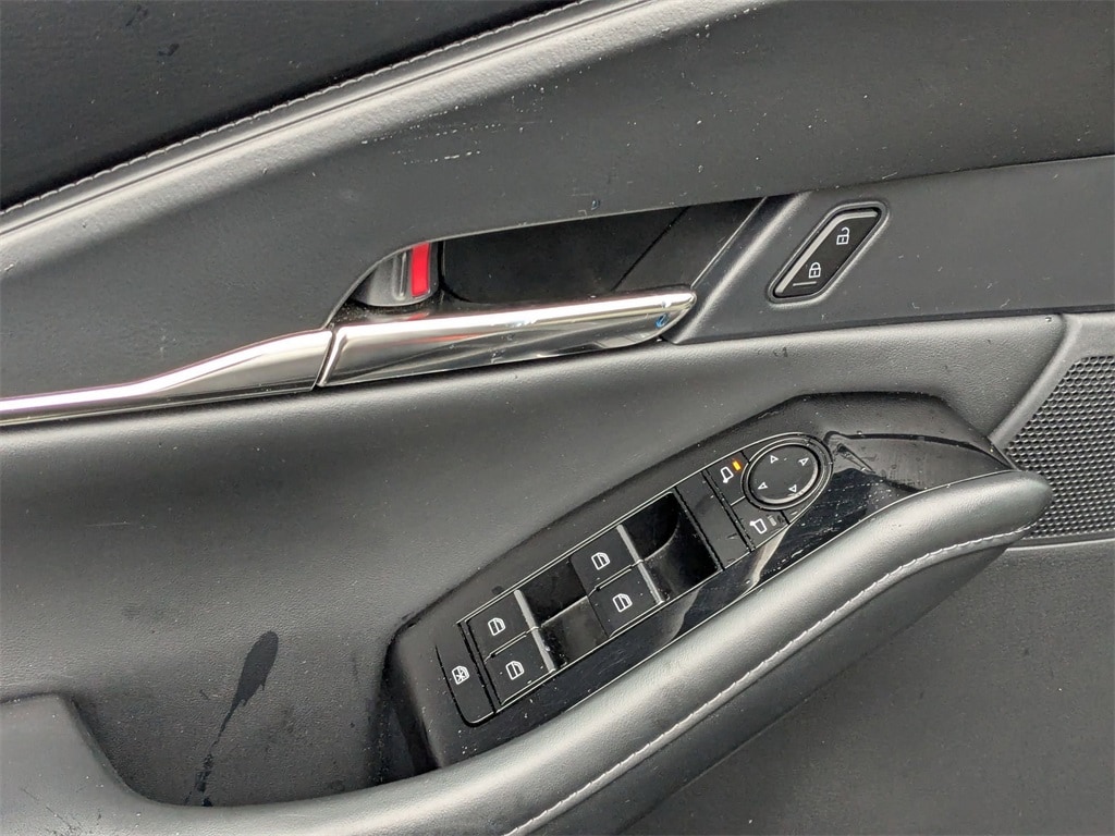 Thumbnail: 2025 Mazda CX-30 - 14