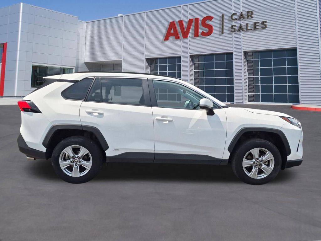 Thumbnail: 2025 Toyota RAV4 - 5