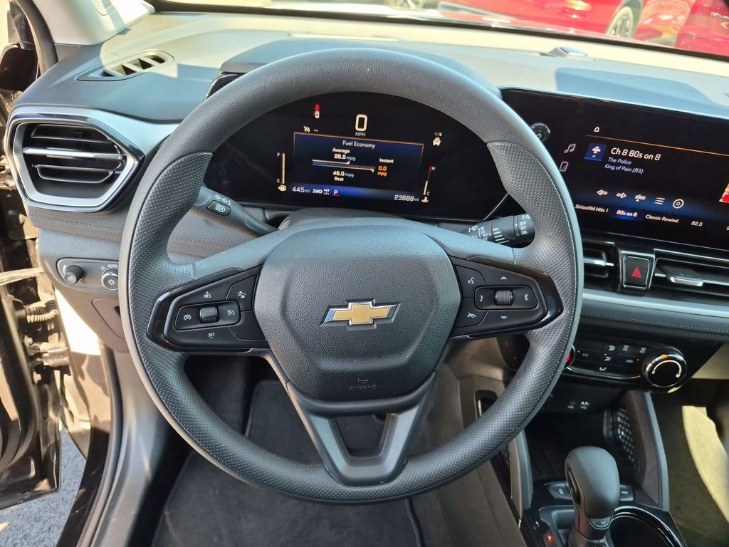 Thumbnail: 2025 Chevrolet TrailBlazer - 22