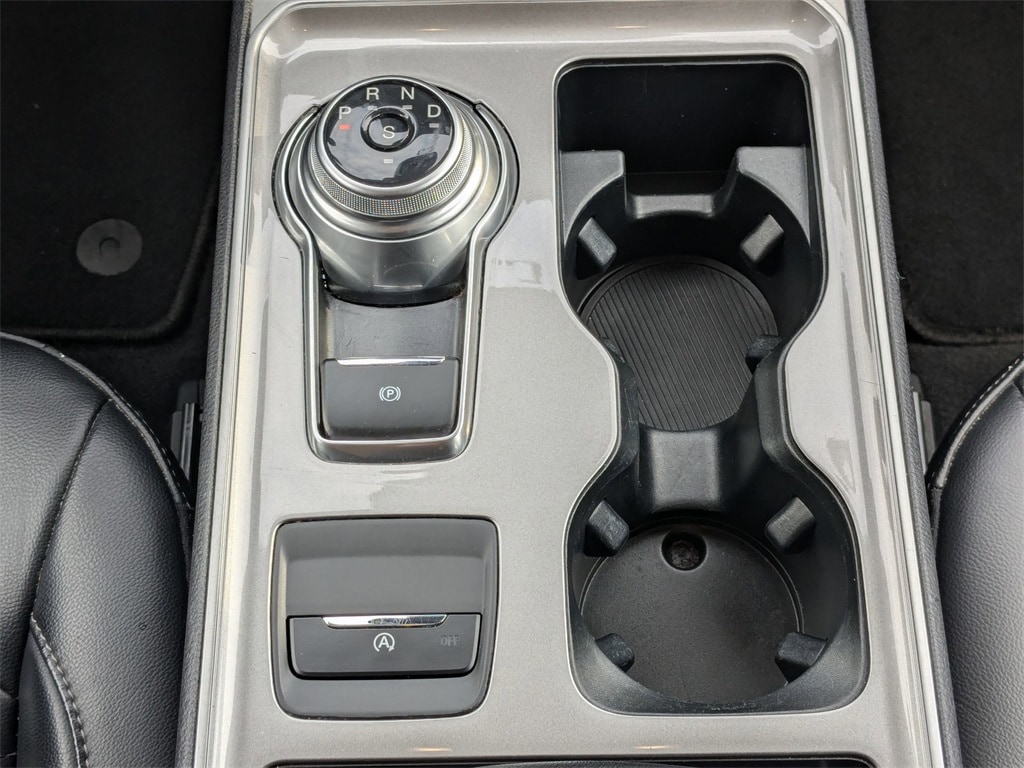 Thumbnail: 2024 Ford Edge - 23