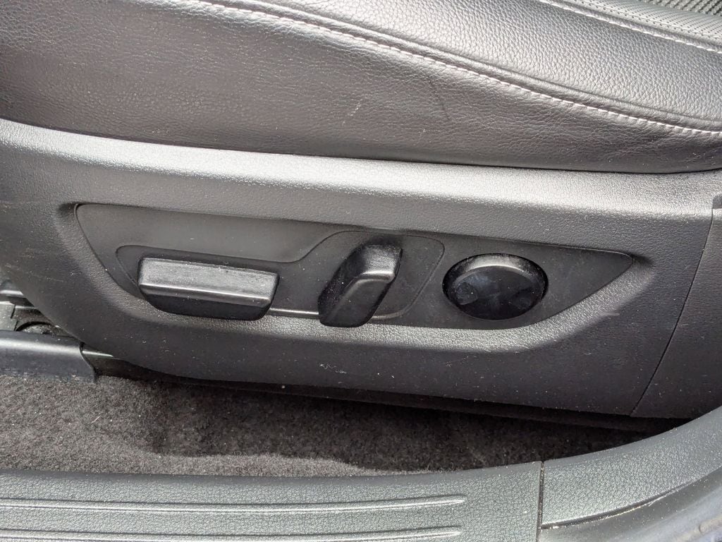 Thumbnail: 2025 Mazda CX-50 - 14