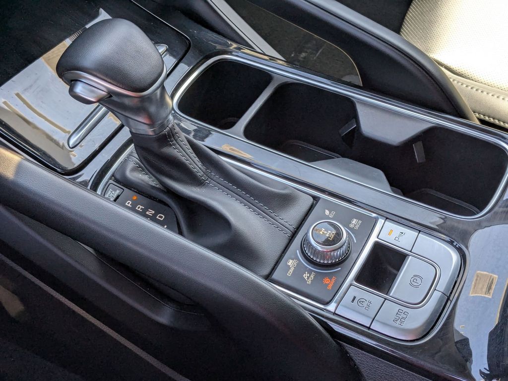 Thumbnail: 2025 Kia Telluride - 24