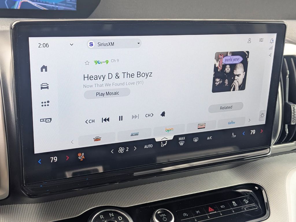 Thumbnail: 2025 Ford Expedition - 24