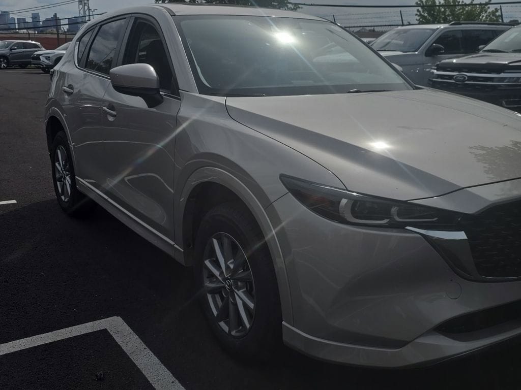 Thumbnail: 2025 Mazda CX-5 - 3