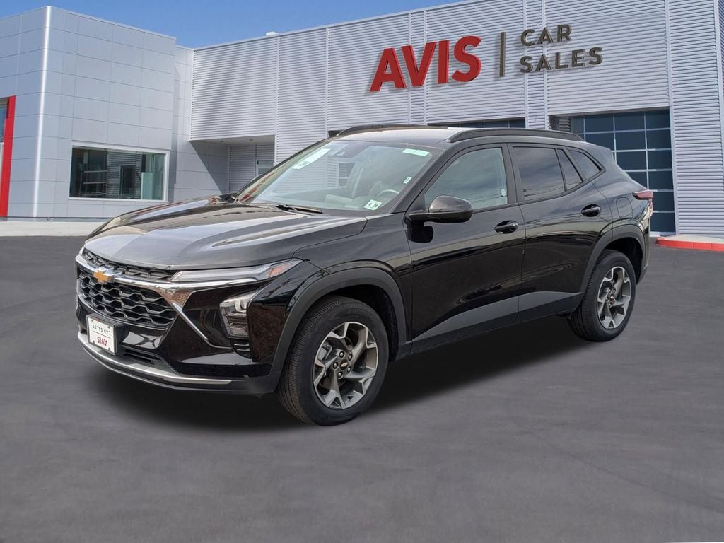 Thumbnail: 2025 Chevrolet Trax - 1