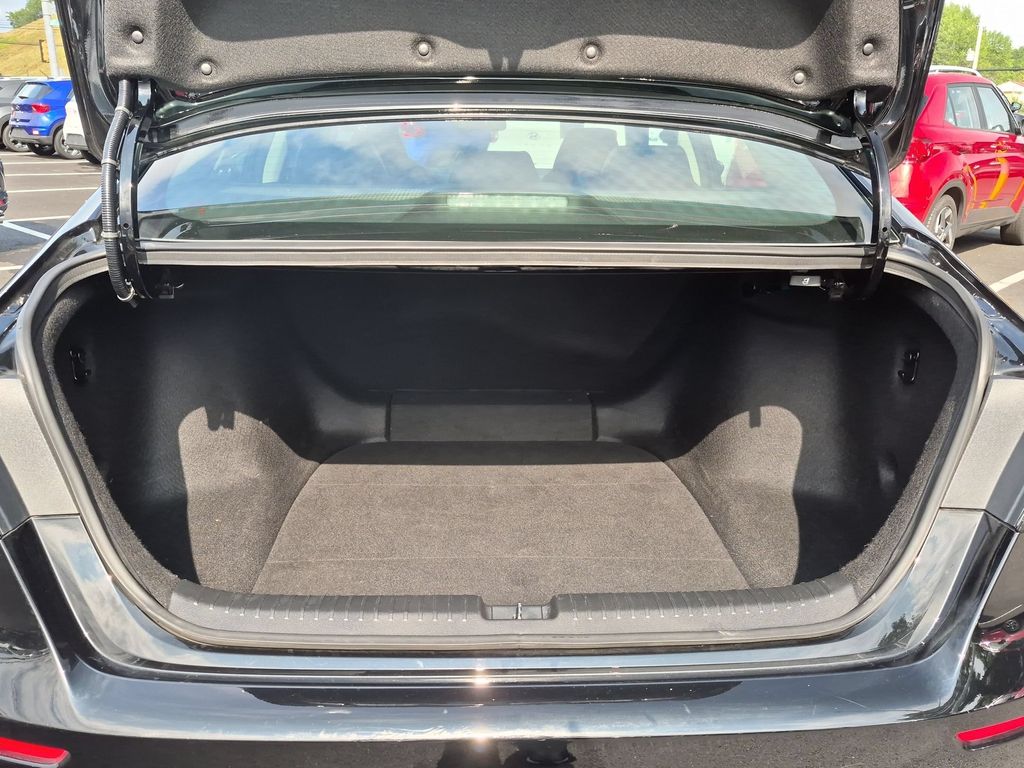 2025 Honda Accord LX - Photo 26