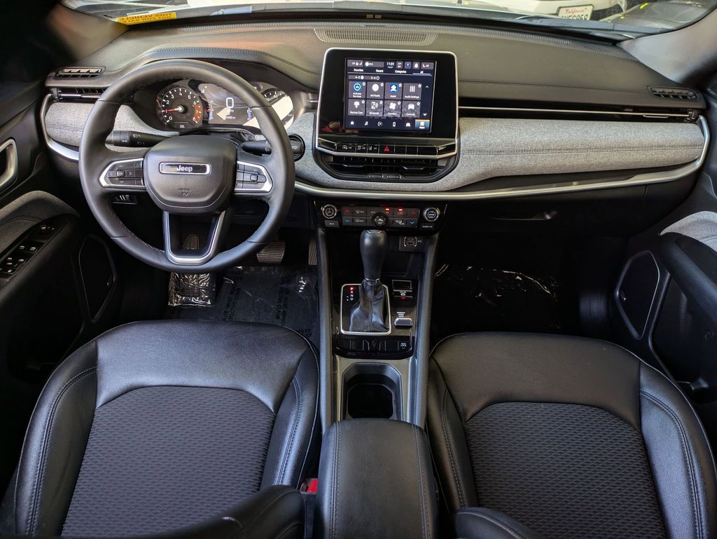 Thumbnail: 2025 Jeep Compass - 25