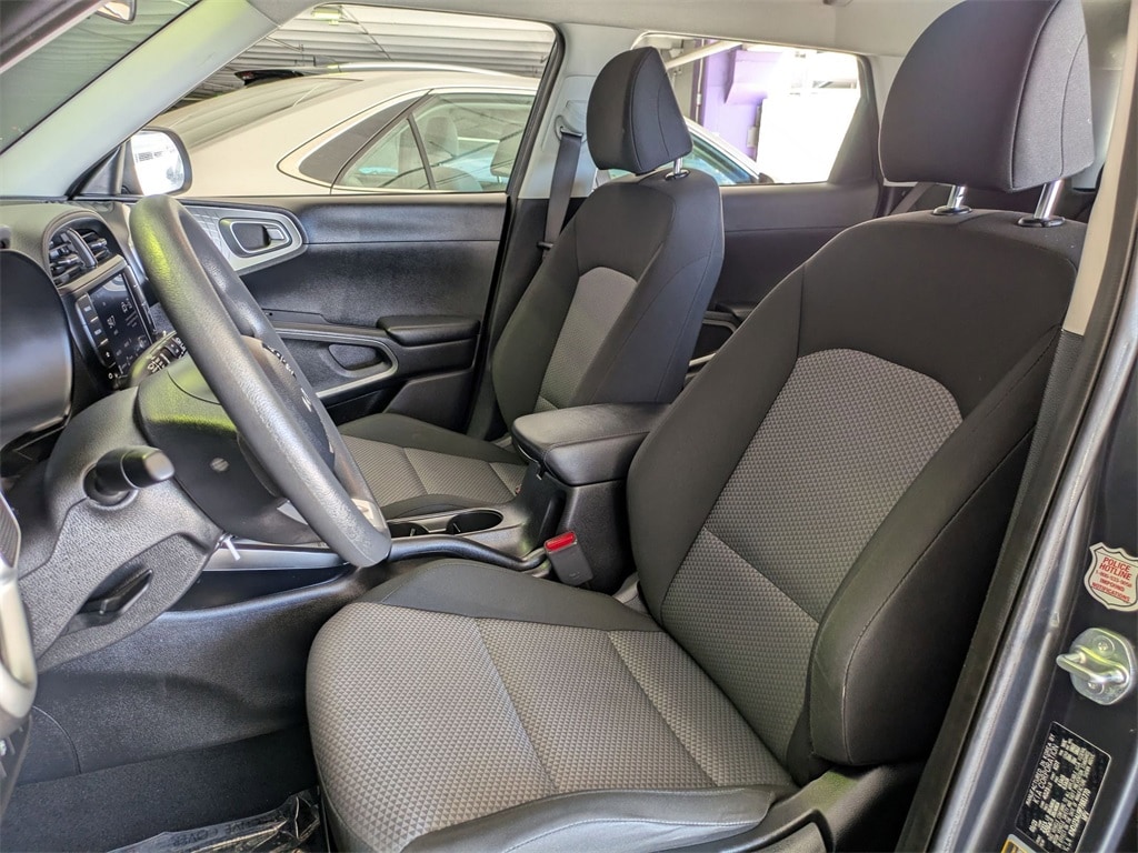 Thumbnail: 2023 Kia Soul - 23