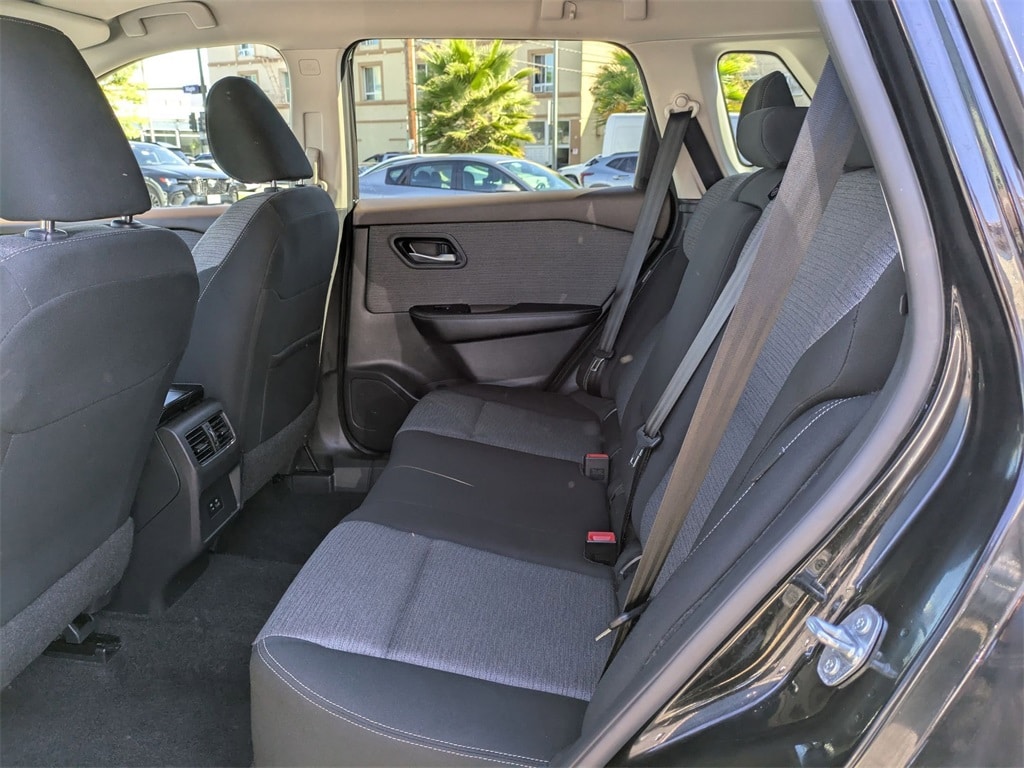 Thumbnail: 2023 Nissan Rogue - 29