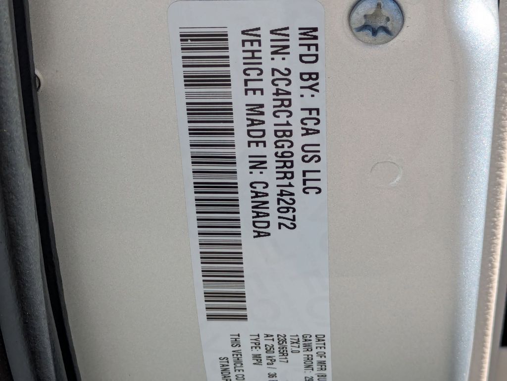 Thumbnail: 2024 Chrysler Pacifica - 32