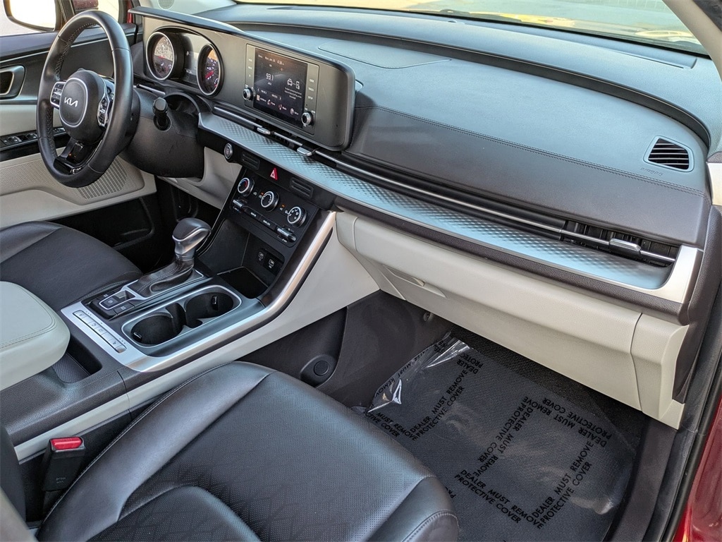 Thumbnail: 2024 Kia Carnival - 29