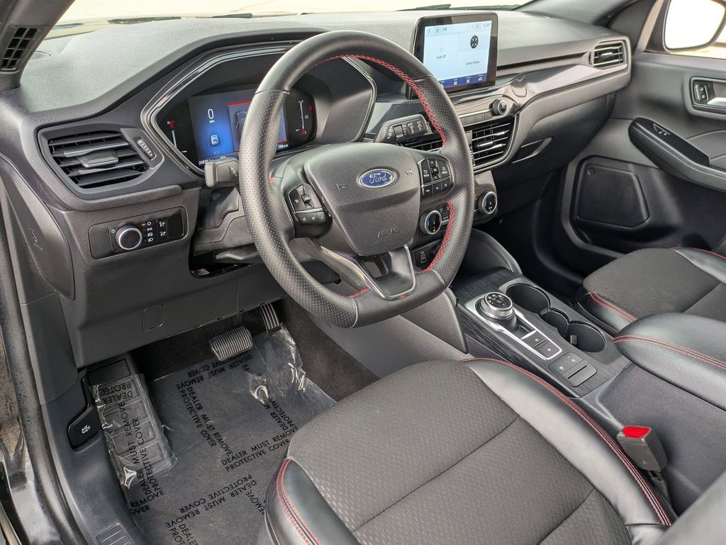 Thumbnail: 2025 Ford Escape - 15