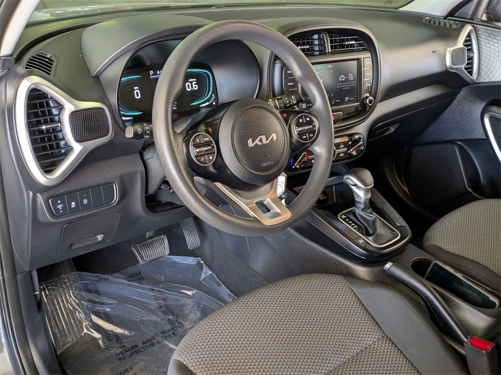 Thumbnail: 2023 Kia Soul - 14