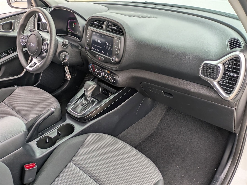 Thumbnail: 2024 Kia Soul - 28