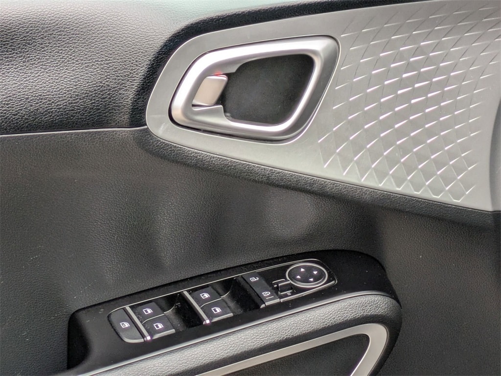 Thumbnail: 2024 Kia Soul - 13